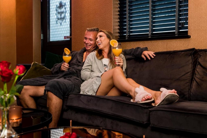 Luxexcellent Wellness B&B