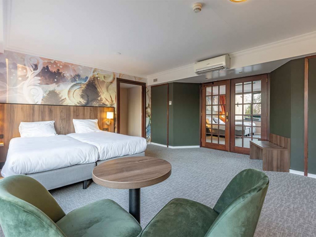 Fletcher Familiehotel De Hunzebergen