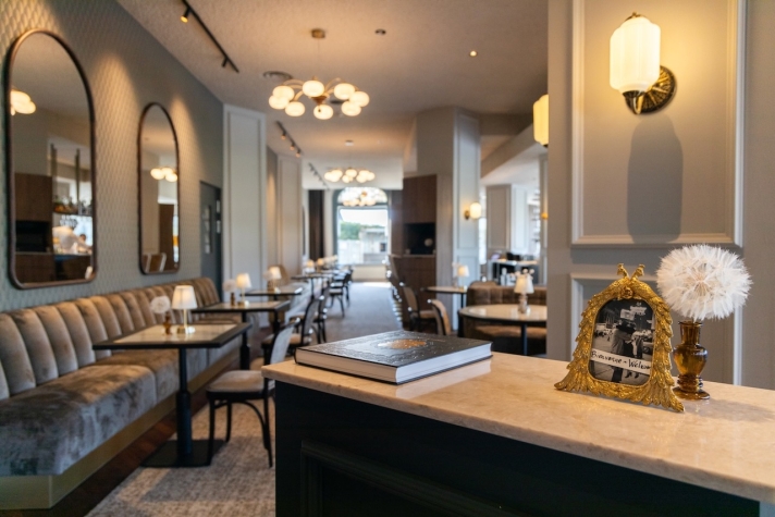 De Zon Hotel & Restaurant by Flow