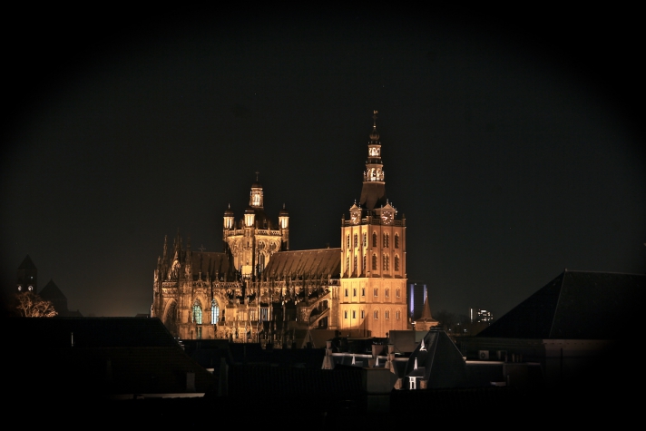 Golden Tulip Hotel Central